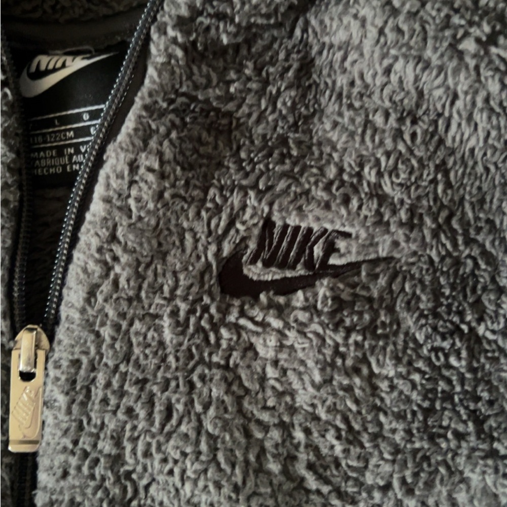 Nike Kids Gray Fleece Hoodie - Picture 4 of 5